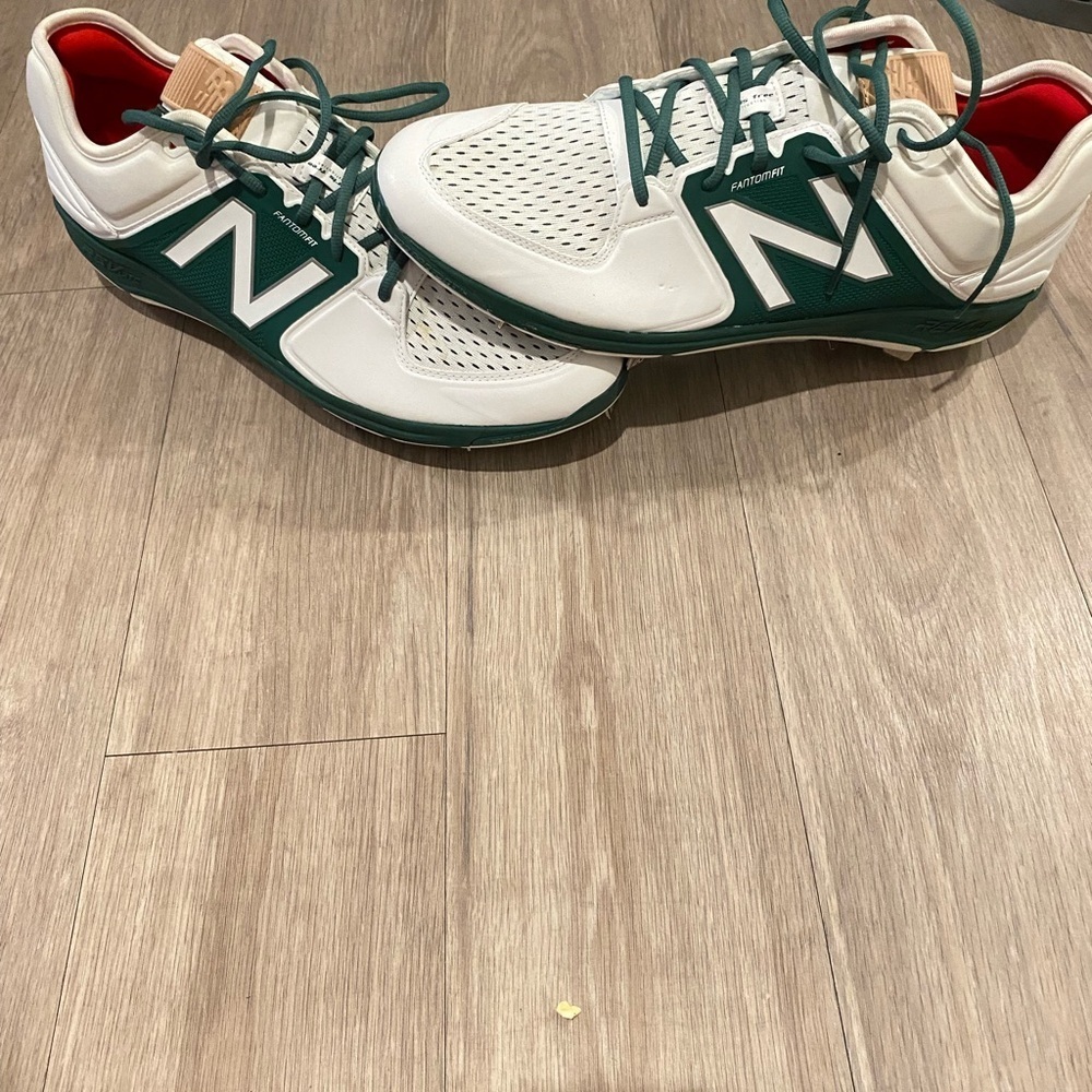 NWOT New Balance 3000v3 Low-Cut Metal Cleat - Men's Baseball size 16